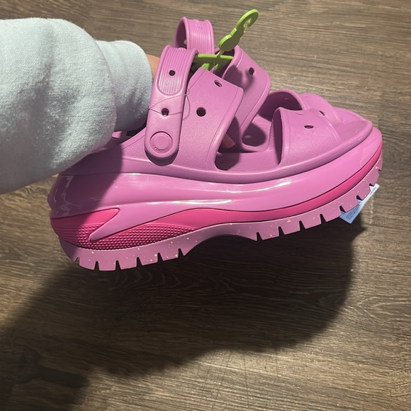 NWT CROCS MEGA CRUSH CLOGS - Picture 2 of 3